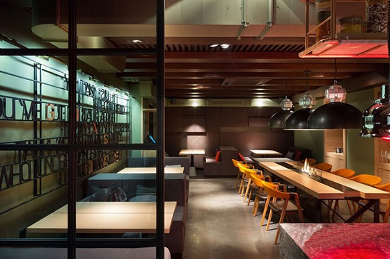 91免费看片网站防火板装修的星巴克咖啡店