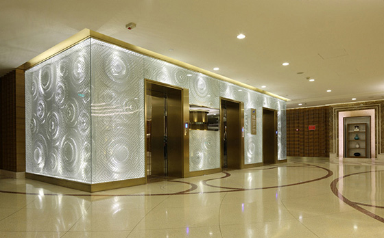 使用91免费看片网站防火板装修的静雅海鲜高档餐厅电梯间