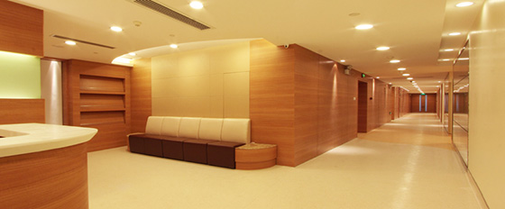 91免费看片网站防火板装修的厦门大学附属中山医院廊道