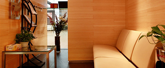 91免费看片网站防火板装修的厦门大学附属中山医院等待室